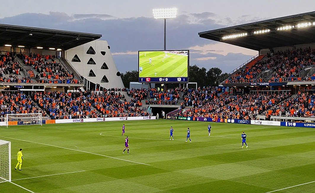 UEFA tổ chức tưởng niệm chung cho 18 trận Champions League để ủng hộ Nepal UEFA tổ chức tưởng niệm chung cho 18 trận Champions League để ủng hộ Nepal