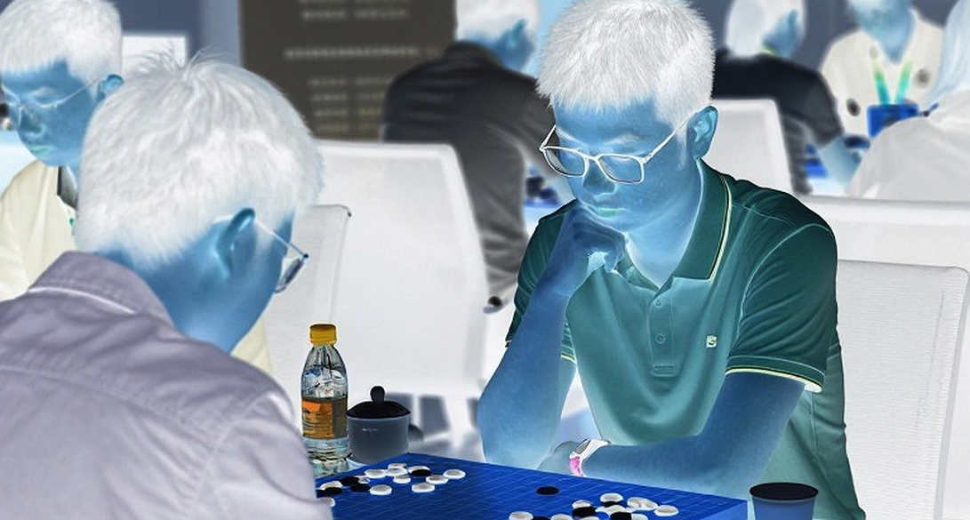 Cú phanh muộn ở Turn 1 Baku: Thảm họa hai xe của Alpine và bài toán điểm số ở nhóm giữa