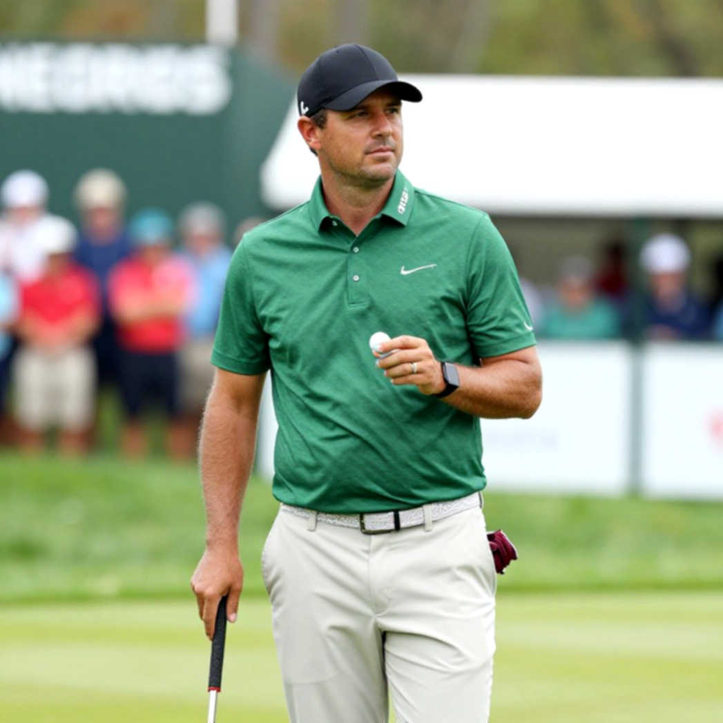 Cú 4-iron 230 yard và bài toán 9.000 điểm: McIlroy và phép tính Race to Dubai ở Wentworth