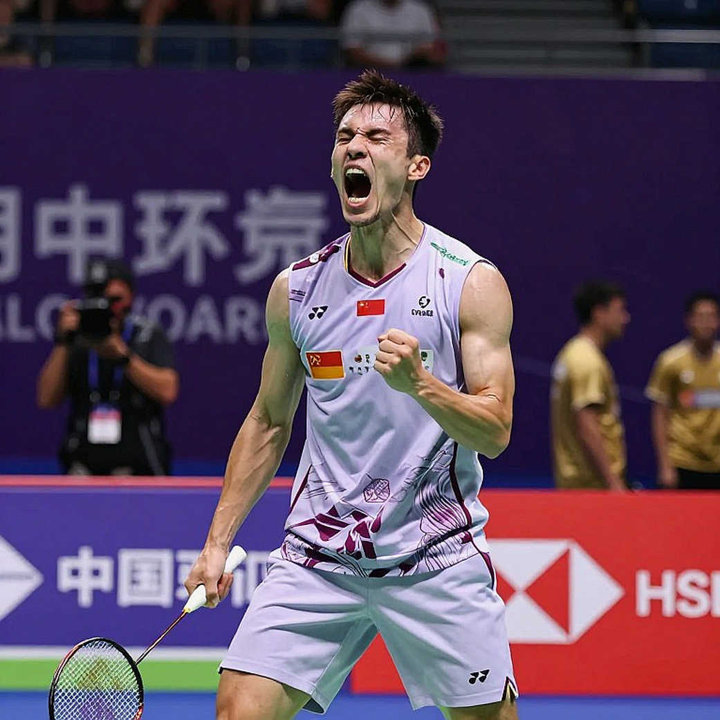 Alwi Farhan và buổi đánh tập cùng Kento Momota trước Asian Games 2026