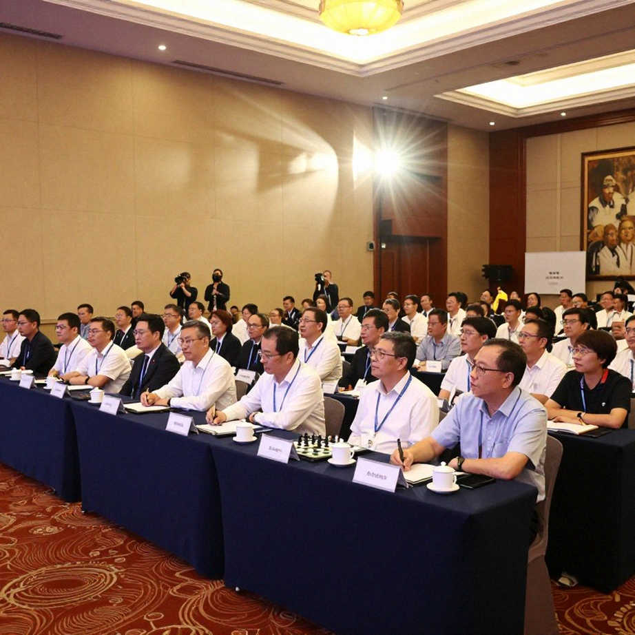 Wesley So, chức vô địch Mỹ lần thứ tư và khóa học chen ngang bản tin