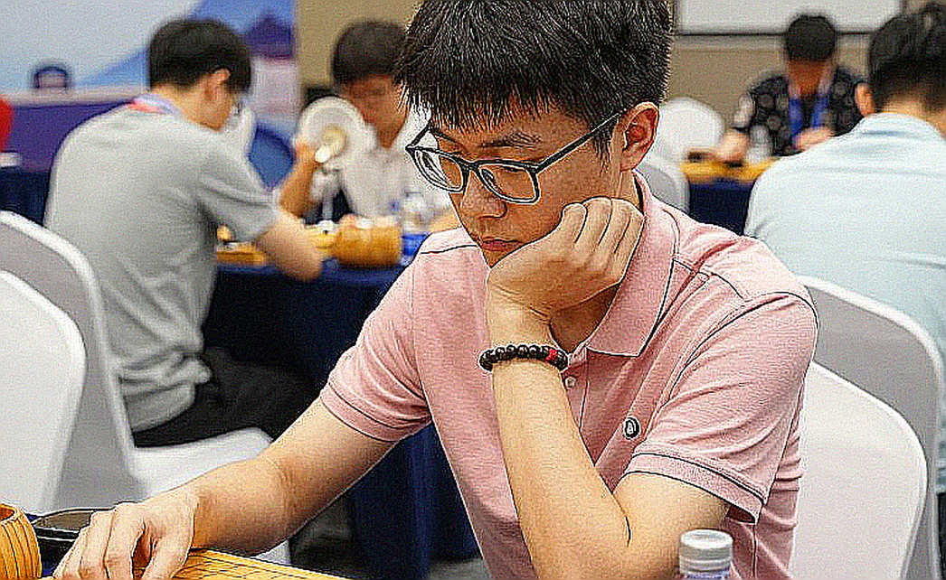 GCL 2026: Nepomniachtchi khiến Carlsen toát mồ hôi trước khi hạ Sindarov bằng đồng hồ GCL 2026: Nepomniachtchi khiến Carlsen toát mồ hôi trước khi hạ Sindarov bằng đồng hồ