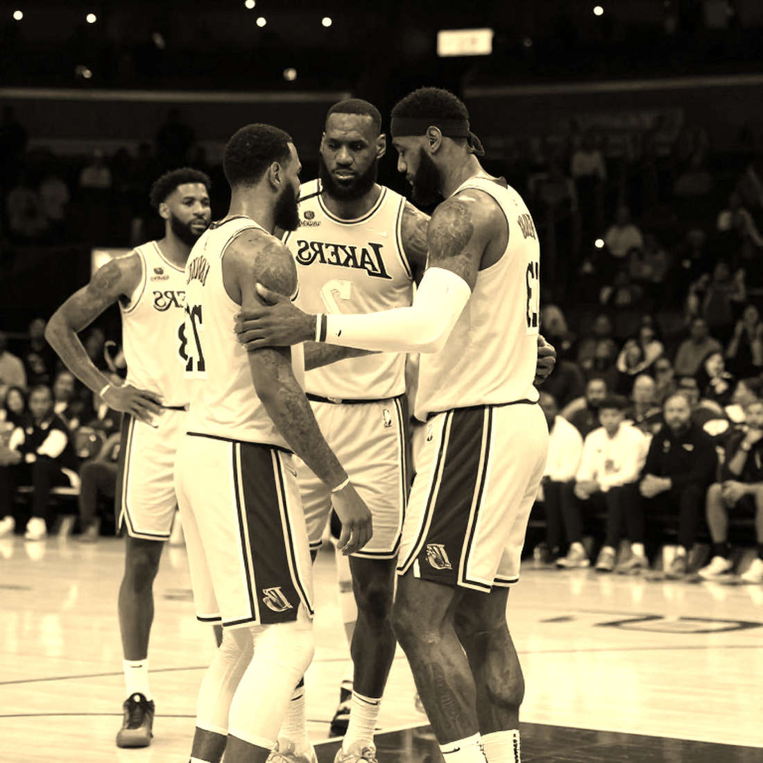 Besiktas Freezes Mady Sissoko's Contract: 48 Years of Watching Basketball Taught Me a 'Health Suspension' Is Never Just Medical Besiktas Freezes Mady Sissoko's Contract: 48 Years of Watching Basketball Taught Me a 'Health Suspension' Is Never Just Medical